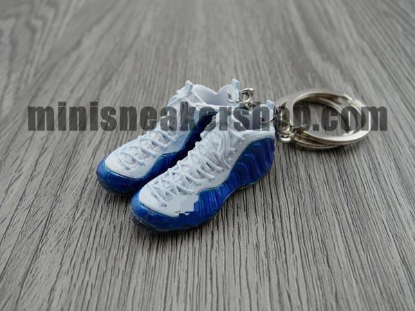 mini sneaker keychains Foam (10 colorways) 5 cm - Sneakers Passion