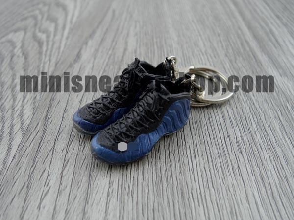 mini sneaker keychains Foam (10 colorways) 5 cm - Sneakers Passion