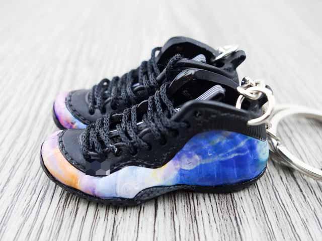 Mini sneaker keychain 3D Foam - Sky - Sneakers Passion
