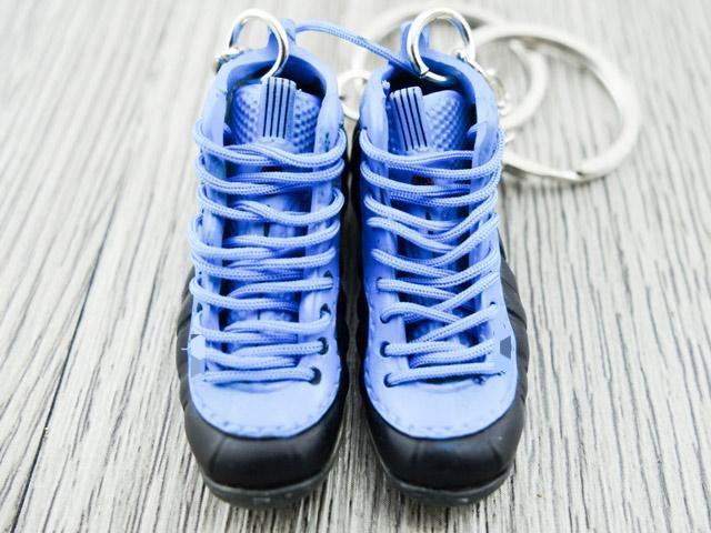 Mini sneaker keychain 3D Foam - Blue/Black - Sneakers Passion