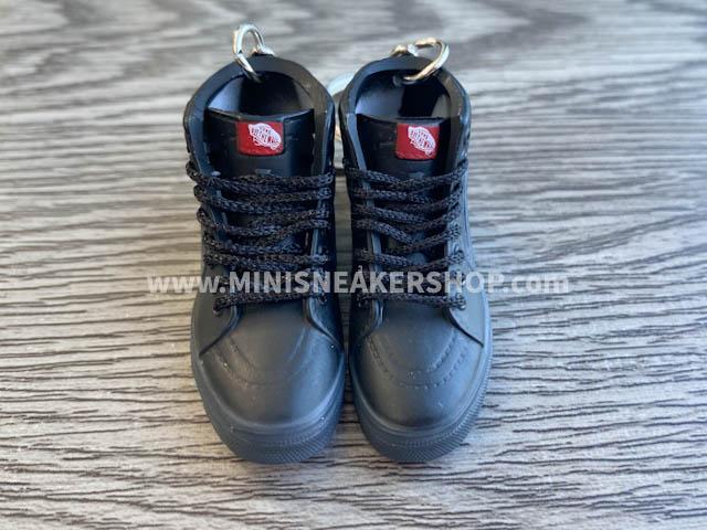 Mini 3D sneaker keychains VANS Skate High Black OG - Sneakers Passion