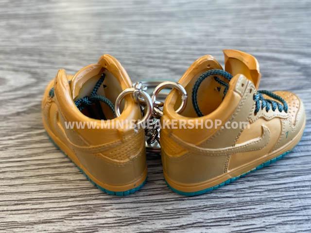 Mini sneaker keychain 3D Dunk Hi - Lucky - Sneakers Passion