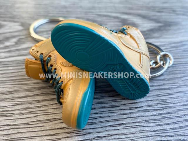 Mini sneaker keychain 3D Dunk Hi - Lucky - Sneakers Passion