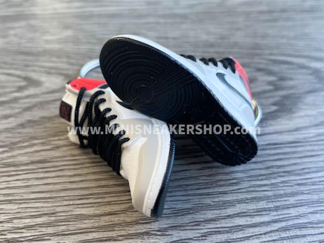 Mini sneaker keychain 3D Air Jordan 1 - Light Smoke Grey - Sneakers Passion