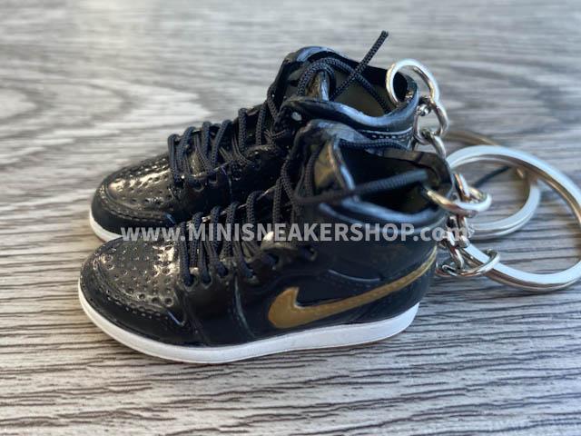 Mini sneaker keychain 3D Air Jordan 1 - Black and Gold - Sneakers Passion