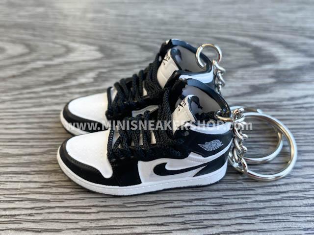Mini sneaker keychain 3D Air Jordan 1 - Black White - PANDA - Sneakers Passion