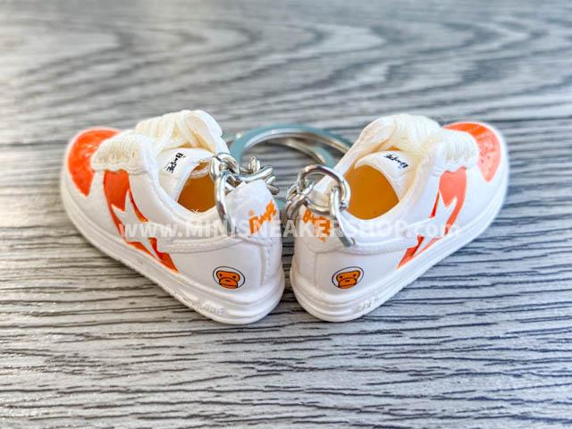 Mini 3D sneaker keychains BAPE - Orange and White Monkey - Sneakers Passion