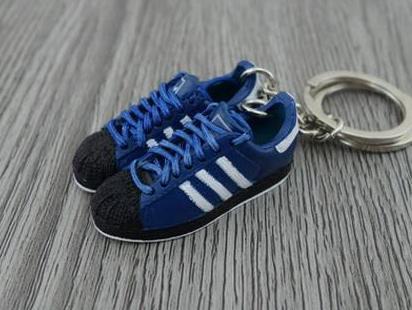 mini 3D sneaker keychains Superstar Blue Black - Sneakers Passion