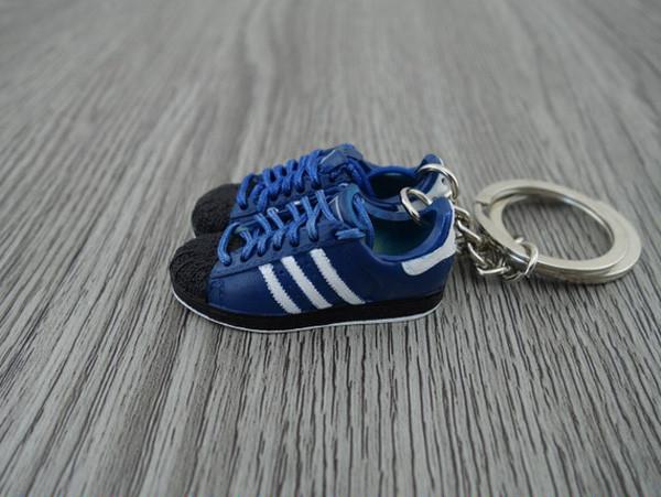mini 3D sneaker keychains Superstar Blue Black - Sneakers Passion
