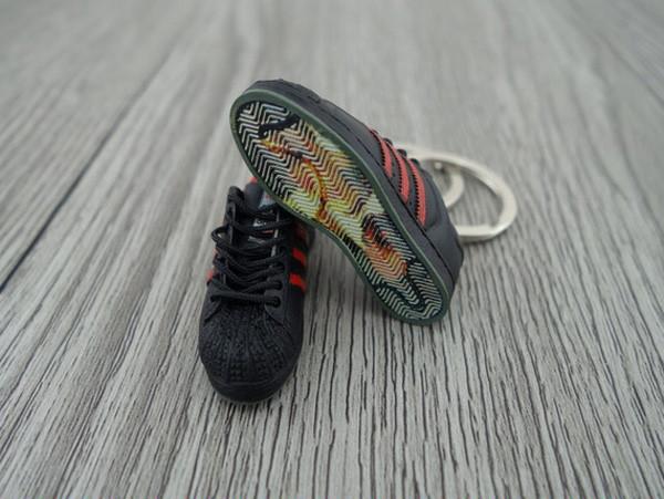 mini 3D sneaker keychains Superstar Black red - Sneakers Passion