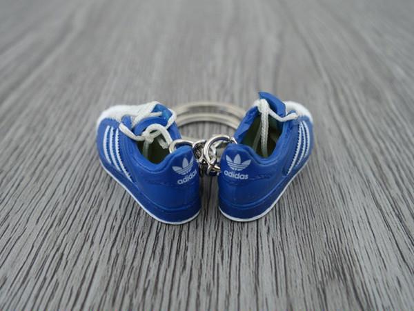 mini 3D sneaker keychains Superstar 2 White Blue - Sneakers Passion