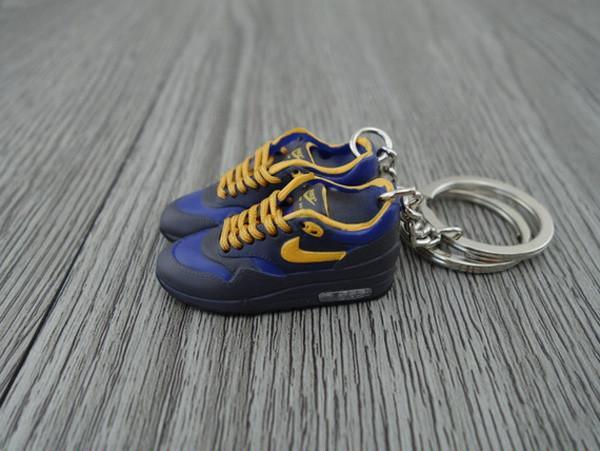 mini 3D sneaker keychains Air Max 1 - Storm (2002) - Sneakers Passion