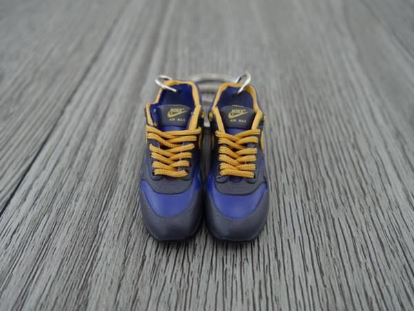 mini 3D sneaker keychains Air Max 1 - Storm (2002) - Sneakers Passion