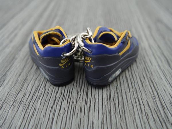 mini 3D sneaker keychains Air Max 1 - Storm (2002) - Sneakers Passion