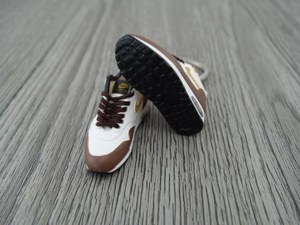 mini 3D sneaker keychains Air Max 1 - Brown White - Sneakers Passion