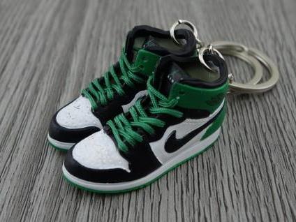 Mini sneaker keychain 3D Air Jordan 1 - Black White Green - Sneakers Passion