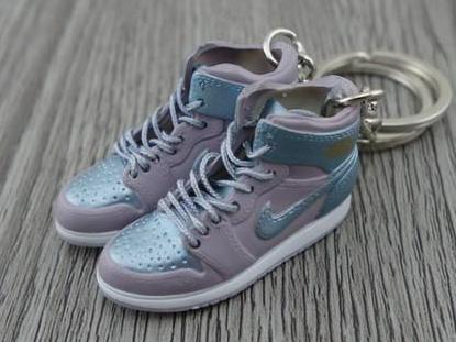 Mini sneaker keychain 3D Air Jordan 1 - Soft Blue/Aluminium HQ - Sneakers Passion