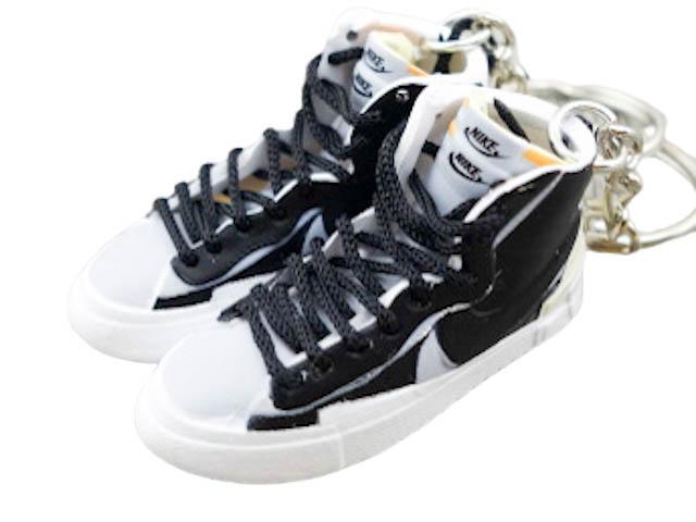 Mini 3D sneaker keychains Blazer x SACAI - Black White - Sneakers Passion