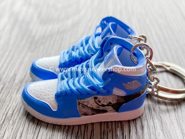 Mini sneaker keychain 3D AJ 1 Alpha North Carolina Tar Heels HQ - Sneakers Passion
