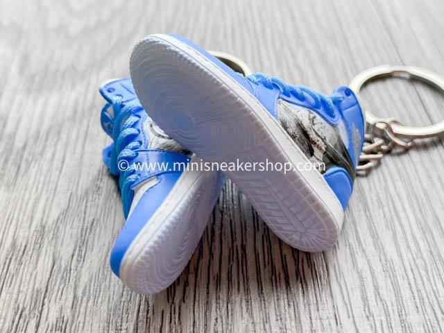 Mini sneaker keychain 3D AJ 1 Alpha North Carolina Tar Heels HQ - Sneakers Passion