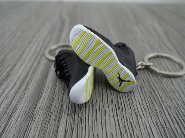 Mini Sneaker Keychains AJ 10 - Black/Yellow - Sneakers Passion