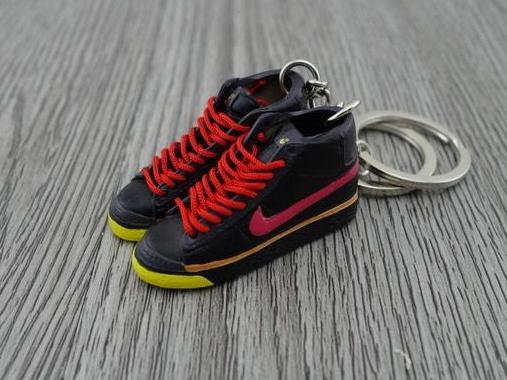 mini 3D sneaker keychains Blazer - Black/Red - Sneakers Passion