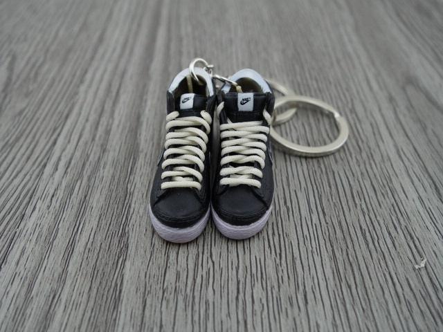 mini 3D sneaker keychains Blazer - Black/Lavender - Sneakers Passion