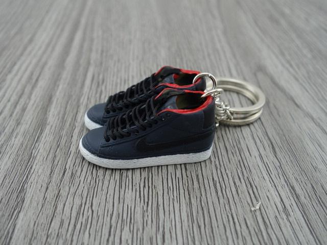 mini 3D sneaker keychains Blazer - Black/Red - Sneakers Passion