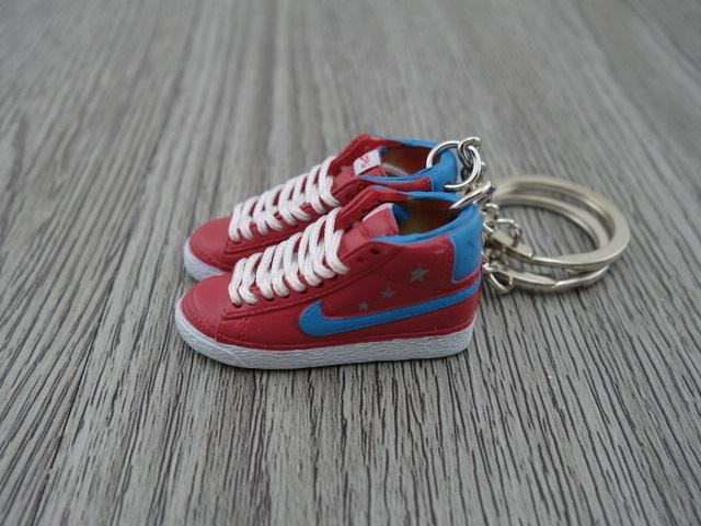 mini 3D sneaker keychains Blazer - Red/Blue - Sneakers Passion