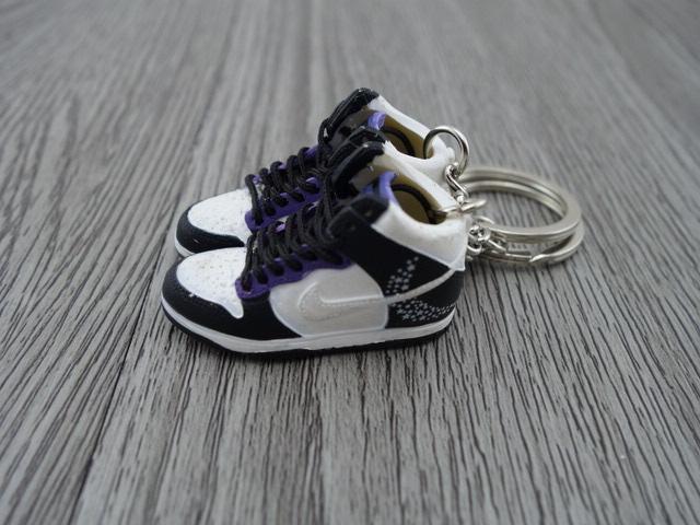 Mini sneaker keychain 3D Dunk Hi - Purple Stars - Sneakers Passion