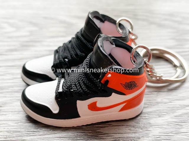 Mini sneaker keychain 3D Air Jordan 1 - Star Fish Orange - Sneakers Passion