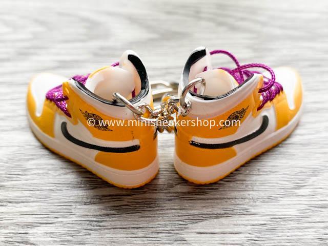 Mini sneaker keychain 3D AJ 1 - LAKERS - Sneakers Passion