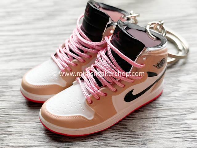 Mini sneaker keychain 3D Air Jordan 1 - Hyper Pink - Sneakers Passion