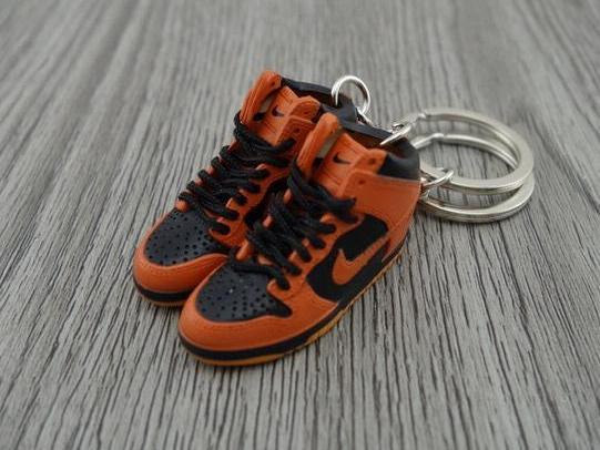 Mini sneaker keychain 3D Dunk Hi - Halloween - Sneakers Passion