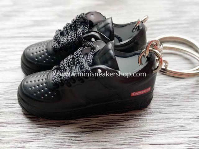 Mini 3D sneaker keychains Air Force 1 x SUP Black - Sneakers Passion