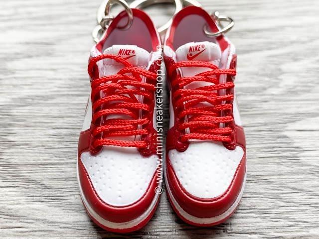 Mini sneaker keychain 3D Dunk Low SP White University Red - Sneakers Passion
