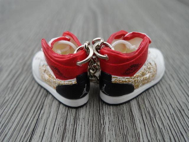Mini sneaker keychain 3D Air Jordan 1 - Lazer HQ - Sneakers Passion
