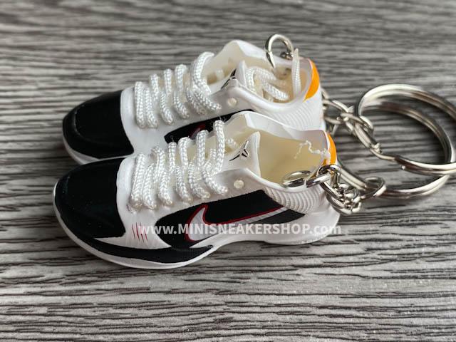 Mini sneaker keychain 3D Nike Kobe Protro 5 Bruce Lee Alternate - Sneakers Passion