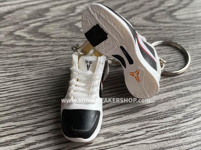 Mini sneaker keychain 3D Nike Kobe Protro 5 Bruce Lee Alternate - Sneakers Passion