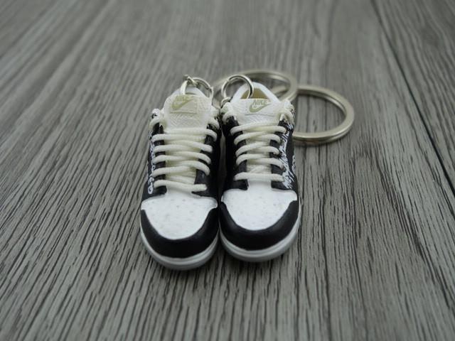 mini sneaker keychains Dunk Low- Essense - Sneakers Passion