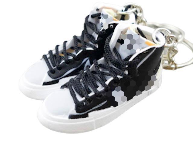 Mini 3D sneaker keychains Blazer x SACAI - Black White - Sneakers Passion