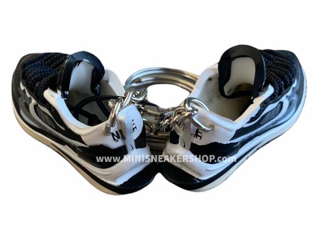Mini 3D sneaker keychains Nike Vaporwaffle sacai Black White - Sneakers Passion