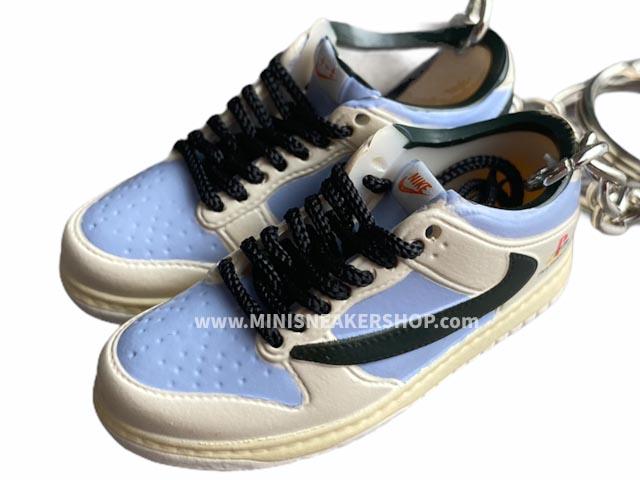 Mini sneaker keychain 3D Dunk - PLAYSTATION - Sneakers Passion