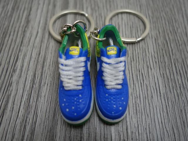 Mini Sneaker keyrings Nike Air Force - Brasil - Sneakers Passion