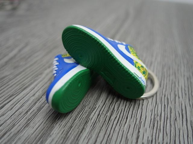 Mini Sneaker keyrings Nike Air Force - Brasil - Sneakers Passion