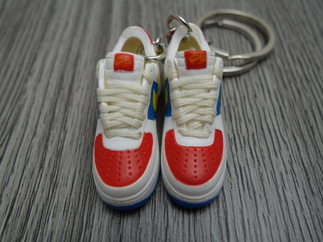 Mini Sneaker sneaker keyrings Nike Air Force - Red Blue Yellow - Sneakers Passion