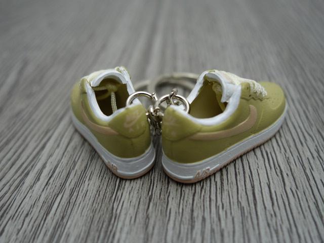Mini Sneaker keyrings Nike Air Force - Linen (2001) - Sneakers Passion