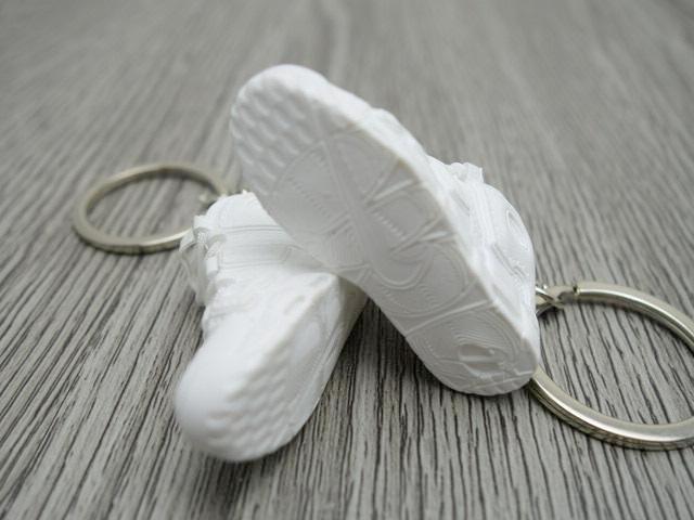 Mini 3D sneaker keychains Air Up Tempo - White - Sneakers Passion