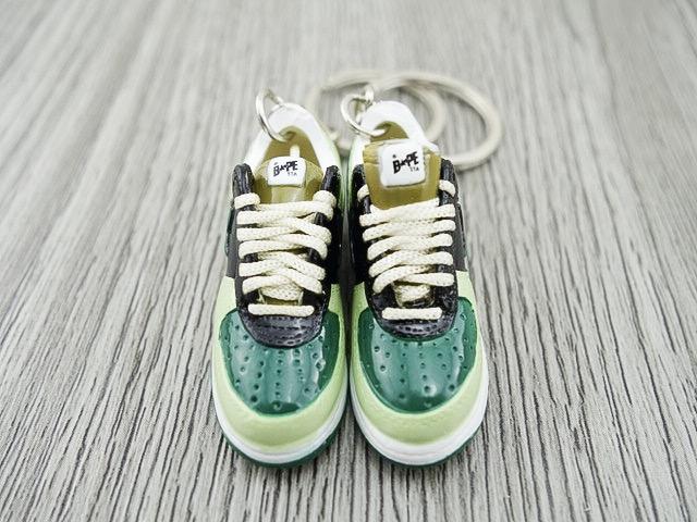 Mini 3D sneaker keychains BAPE - Green Black - Sneakers Passion
