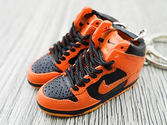 Mini Sneaker keychains Dunk Hi - Orange Black - Sneakers Passion